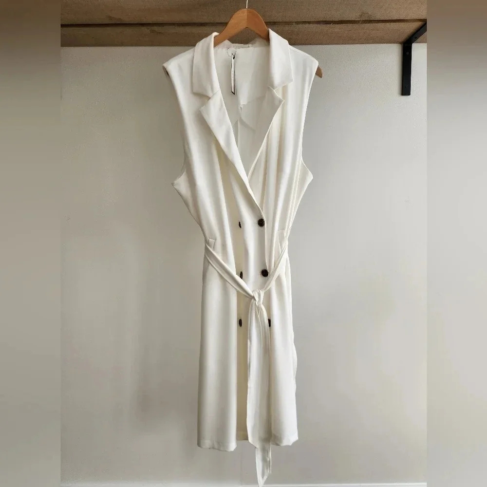 NWT || SONCY || white double breasted sheath dress